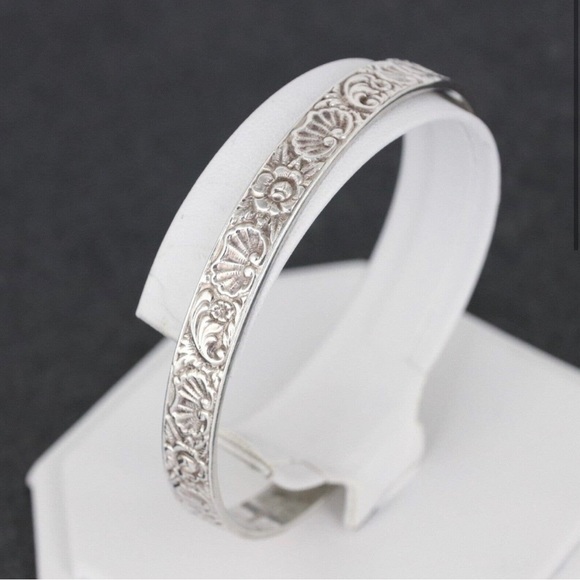 Vintage Sterling Silver clam shell 925 stamped 8” Bangle Bracelet Estate jewelry - Picture 11 of 12